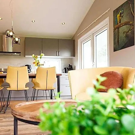 Topparken - Parc Ijsselhoeve Hotel *