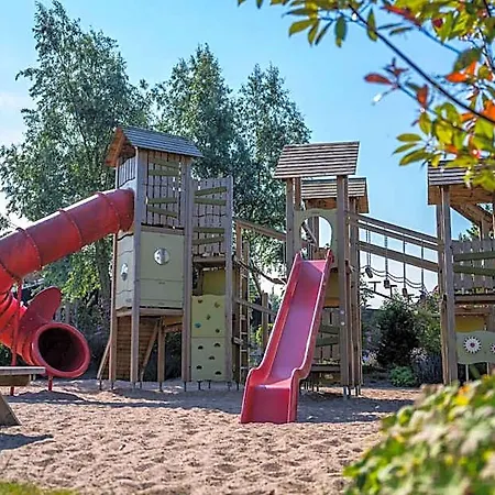 Topparken - Parc Ijsselhoeve Hotel *